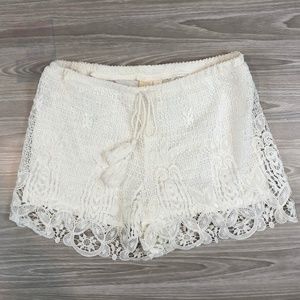 FRANCESCA’S / Birdcage Meadowbend Lace Shorts S